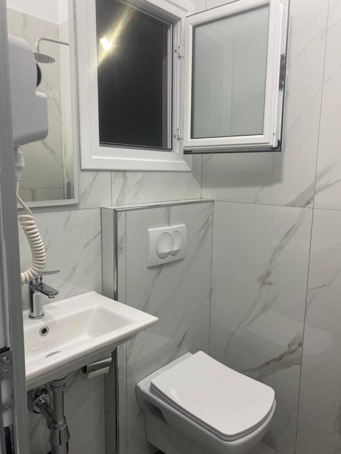 Vila Sinani Saranda Zewnętrze zdjęcie